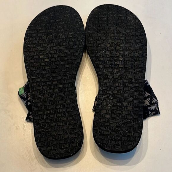 Sanuk Sling Black Grey Sandal Size 9 - Picture 4 of 5